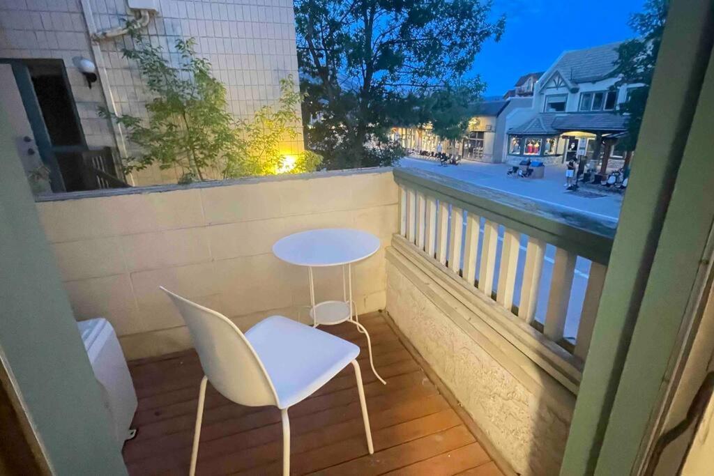 Unit #201 Cozy Mountain View 1Br In Dt Appartement Canmore Buitenkant foto