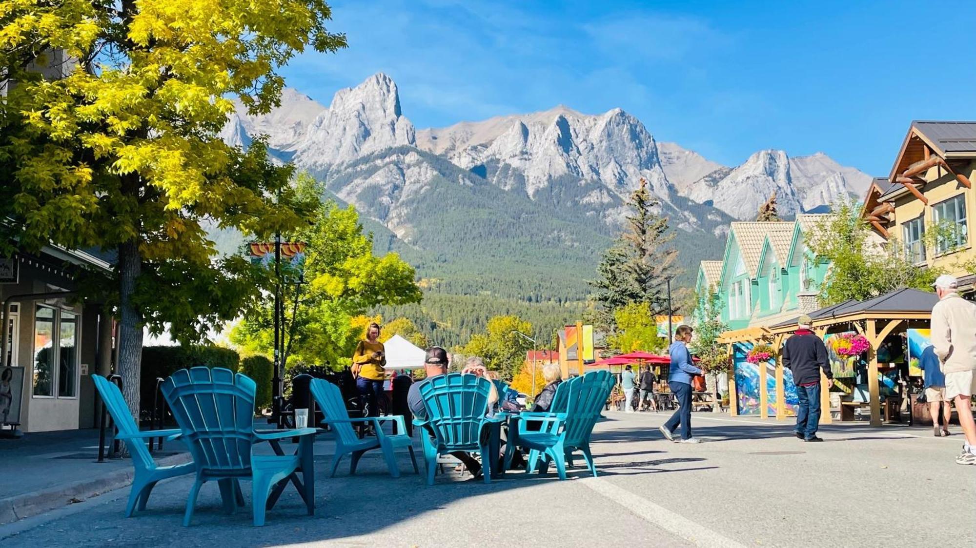 Unit #201 Cozy Mountain View 1Br In Dt Appartement Canmore Buitenkant foto